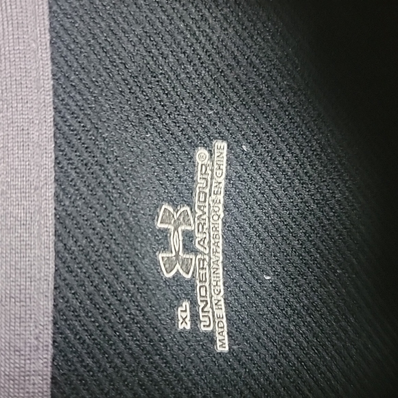 Men's under Armour long Shirts - Picture 4 of 5